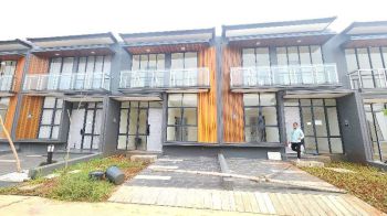 Rumah Keren 2 lantai kamar utama super Besar, Tanpa Dp