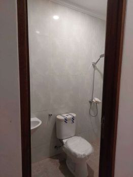 For sale rumah baru 2 lantai dalam cluster condet batu ampar Jaktim