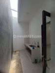 thumbnail-rumah-cantik-konsep-bali-modern-akses-jalan-besar-5