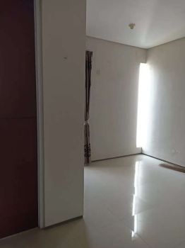 Di sewakan rumah dalam kluster di nusa kirana Rorotan jaktim