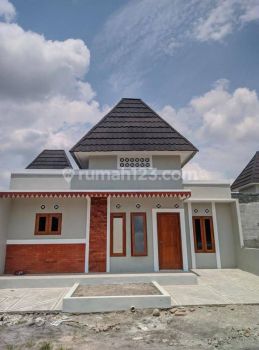 Rumah Murah 200 Meter Dari Jalan Raya Jogja Solo di Prambanan