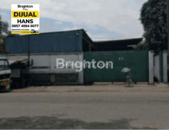 TANAH DAN BANGUNAN GUDANG TRUK BISA MASUK STRATEGIS DI PINGGIR JALAN RAYA DEMAK