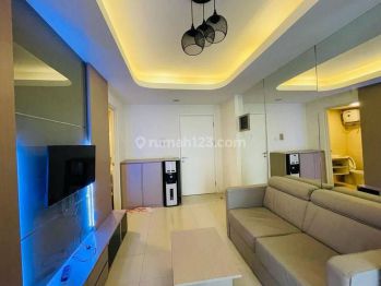 Depan unpar Apartemen Parahyangan Residences 2 Kamar Tidur Bagus Furnished