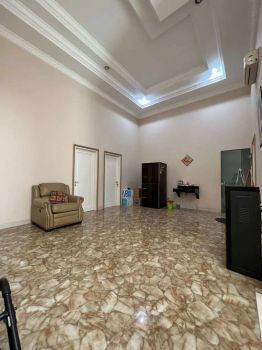 Di jual cepat rumah pik