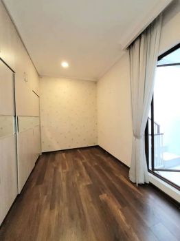 Rumah keren siap huni Discovery Sektor 9 Bintaro (10373)