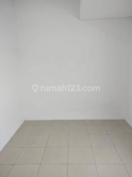 Apartemen Green Lake Sunter 2 Kamar Tidur Bagus