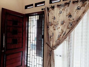 Disewakan Rumah Wilayah Cipayung taman mini Jakarta Timur