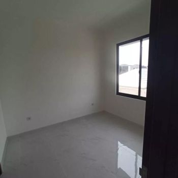 SEWA RUMAH PIK GOLF ISLAND UKURAN 5X15 3 LANTAI CLUSTER BAGUS TERMURAH