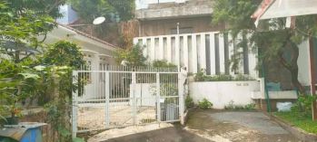 Rumah Asri Strategis di Dago, Dago Pojok, Coblong Bandung Utara