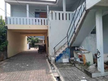 Rumah Kost Hook Bisa buat Gudang Murah jl Ratna Jatibening Bekasi