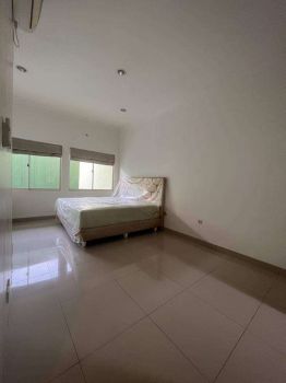 Dijual rumah cluster siap huni bagus Residence one Bsd, es ea