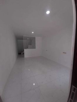 Dijual rumah bagus dan murah di kelapa gading