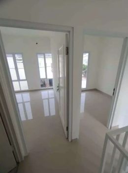 DIJUAL RUMAH BARU 2 LANTAI MODEL MINIMALIS DI SERPONG CASSA VILLAGE