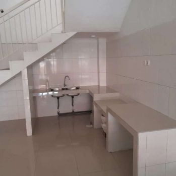 Sewa Rumah 2 Lantai Kapas Krampung.. Murah!