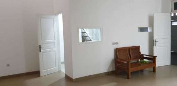 Disewakan Rumah Besar & Cantik, Bisa untuk Kantor atau Tempat Tinggal