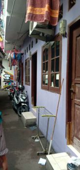 KONTRAKAN DI KEBAYORAN LAMA!