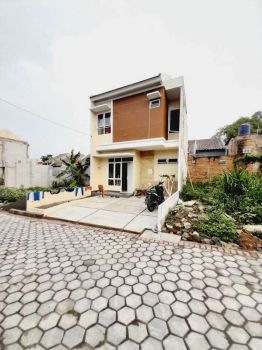 dengan dp 0% bisa memiliki rumah 2 lantai dengan akses besar