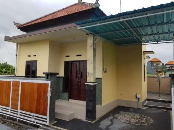 Rumah baru siap huni di batubula