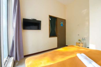 Kost Athena Syahriah Double Standard Dekat Universitas Buddhi Dharma