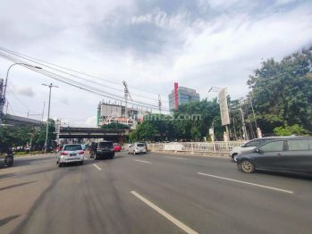 Dekat Stasiun Citayam Lahan Hook Sertifikat Hak Milik