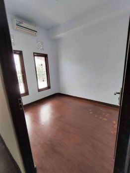 Sewa rumah penatih denpasar lt 150 m2