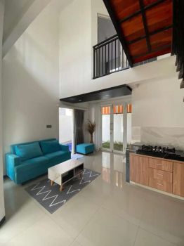 villa keluarga murah ada kolam