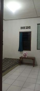 Kos Putri Pelajar dan Pekerja