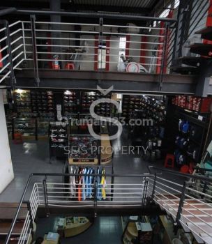 Jarang Ada Dijual Gedung 5 Lantai Mainroad Merdeka Kota Bdg