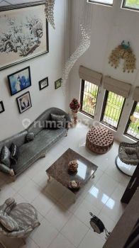 Rumah Bagus 2 Lantai SHM Hadap Selatan di Andara Pondok Labu