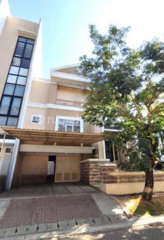 Rumah 2,5lt 10x20 200m Cluster Florence Pik 1 Pantai Indah Kapuk