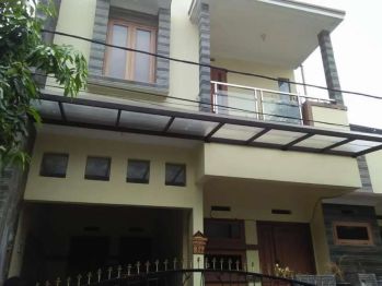 DIJUAL CEPAT RUMAH 3 Lantai 1M an