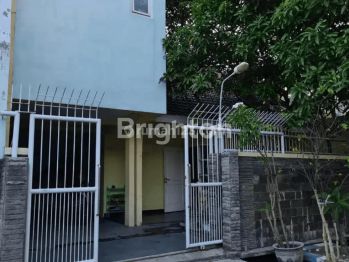 Rumah Minimalis di Medokan Asri