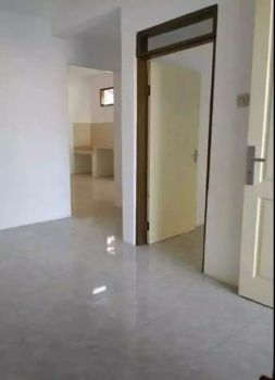 Rumah dikontrakan murah baru renov Rumah bersih dan luas