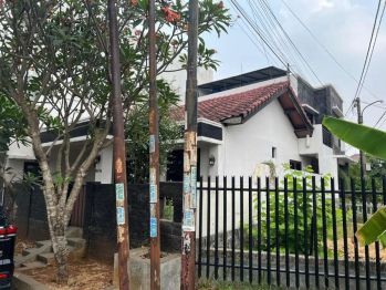 Dijual sangat cepat rumah Villa Melati Mas (kondisi baik)
