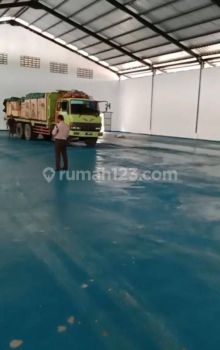 Gudang Siap Pakai , 40 Feet