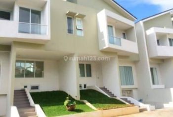 Disewakan Rumah Cantik Furnish Harga Murah Siap Huni Lokasi Tenang Di Kemang