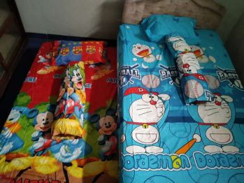 Terima kost pria . Harga 650.000. Sudah listrik dan air PAM