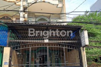 Ruko strategis 3 lt siap huni hadap jalan, di Indraloka, Jelambar - Jakarta
