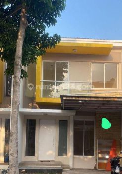 Segera sewakan rumah  2 Lantai bagus, murah banget!!!