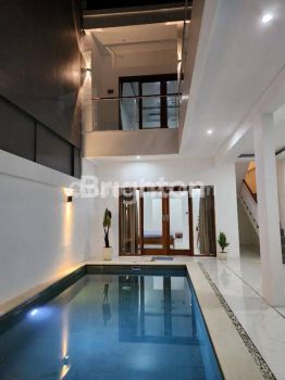 VILLA WITH POOL DI JL TIRTA JAYA BADUNG BALI