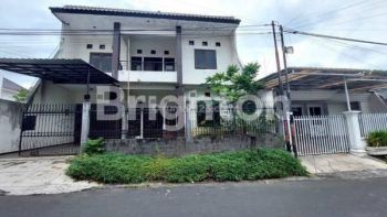 Rumah Besar dan megah di lokasi tidar malang
