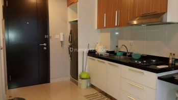 cepat apartemen cantik Westmark, Taman Anggrek, Jakarta Barat