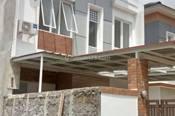 Rumah 2 lantai di sewakan Cinere kota Depok aman dan nyaman cocok buat keluarga
