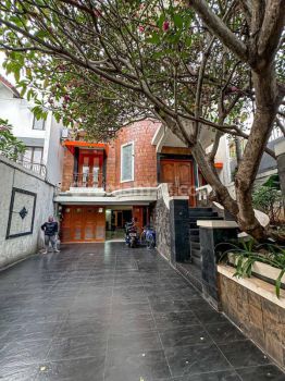 Dijual Rumah Jalan Sekolah Kemang Selatan Raya