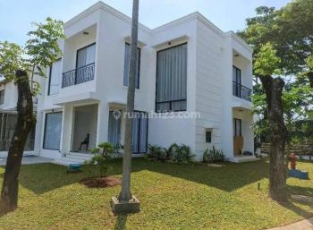 Rumah Baru , Cantik 2 Lantai di Foresta Foglio BSD