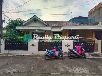 Dijual Rumah Hook Sudah Renovasi di Perumahan Jatimakmur Bekasi