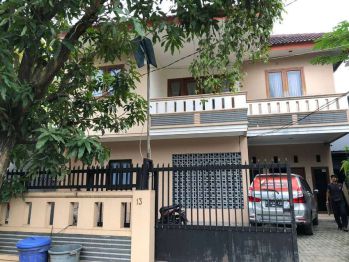 DISEWAKAN RUMAH 3 KAMAR DI LOKASI STRATEGIS BEKASI