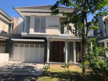 Disewakan Rumah Greenlake Citraland Terawat Siap Huni