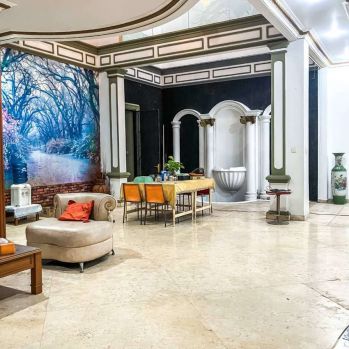 Rumah Mewah Jakarta Selatan | High Ceiling Lantai Marmer
