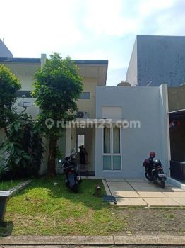 Rumah Bagus di kawasan the Icon di Cluster simplycity, Bsd City